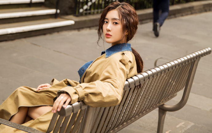 广西大化县一艘船只侧翻导致3人失联